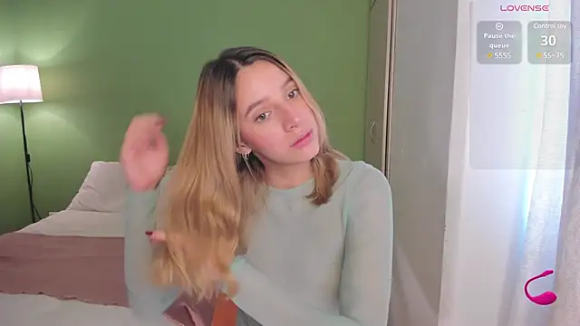 Snapshot of ameliegraham chatting on 01.26.25 ameliegraham online show from 01.26.25