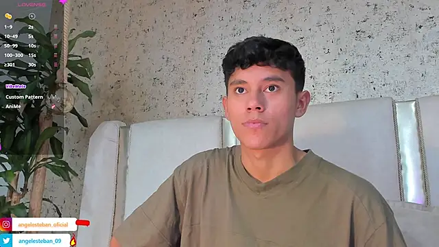 Angel esteban fx online show from 02.25.25