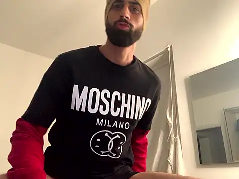 hugoprada online show from 12.08.24