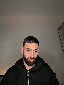 hugoprada online show from 01.21.25