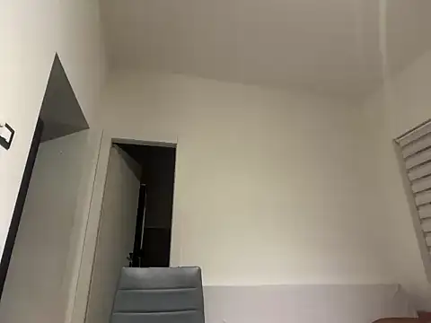 hugoprada online show from 03.27.26