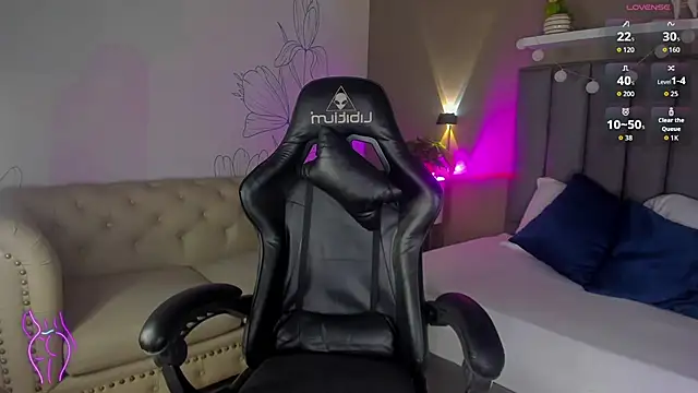 Snapshot of atenea_jones chatting on 02.21.26 atenea jones online show from 02.21.26