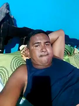 Snapshot of MAsa-48 chatting on 04.15.26 MAsa-48 online show from 04.15.26