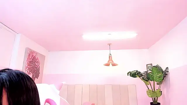 Snapshot of Red_lady chatting on 01.23.25 Red lady online show from 01.23.25