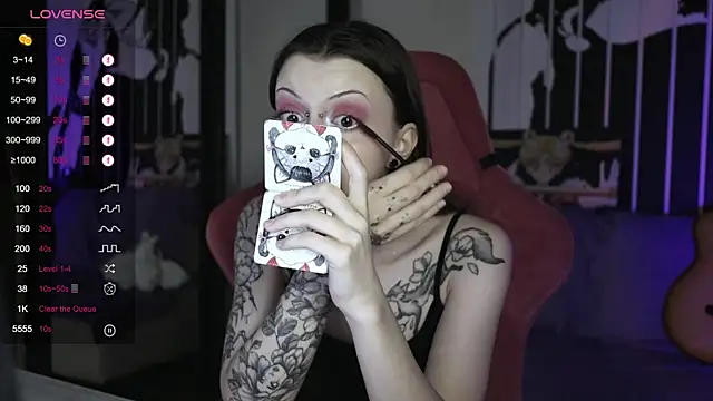 prettybones online show from 12.29.24