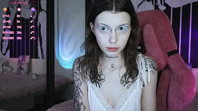 prettybones online show from 02.16.25