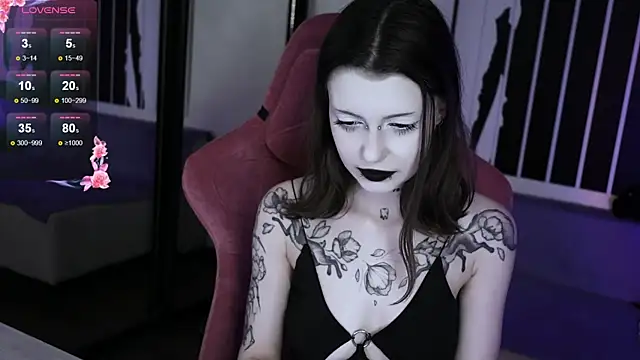 prettybones online show from 10.21.25