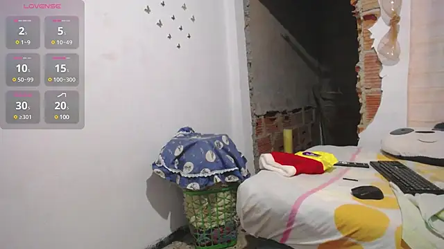 Stepmom slut 50 online show from 12.24.24