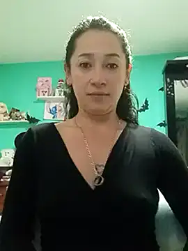 emilypoppy3 online show from 03.17.25