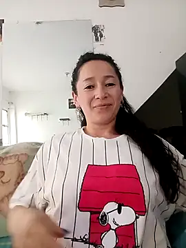 emilypoppy3 online show from 11.29.25