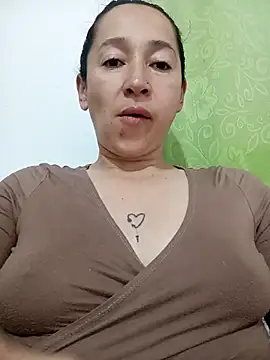 emilypoppy3 online show from 02.17.26