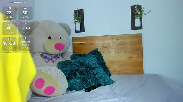 Snapshot of Sabba_sajjad chatting on 11.23.25 Sabba sajjad online show from 11.23.25