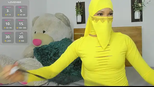 Snapshot of Sabba_sajjad chatting on 11.29.25 Sabba sajjad online show from 11.29.25