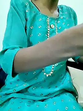 Snapshot of Kumkum_36 chatting on 02.14.25 Kumkum 36 online show from 02.14.25