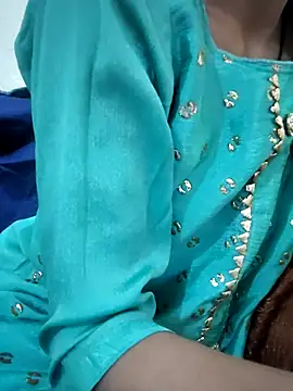 Snapshot of Kumkum_36 chatting on 02.14.25 Kumkum 36 online show from 02.14.25