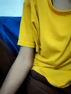 Snapshot of Kumkum_36 chatting on 02.20.25 Kumkum 36 online show from 02.20.25