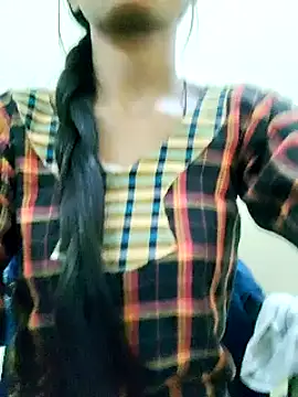 Snapshot of Kumkum_36 chatting on 02.22.25 Kumkum 36 online show from 02.22.25