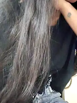 Snapshot of Kumkum_36 chatting on 02.25.25 Kumkum 36 online show from 02.25.25