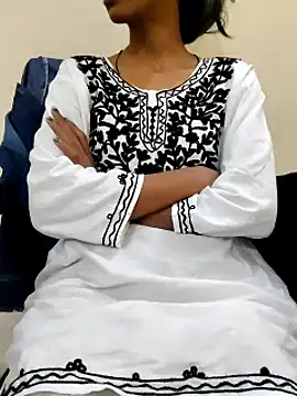 Snapshot of Kumkum_36 chatting on 02.27.25 Kumkum 36 online show from 02.27.25