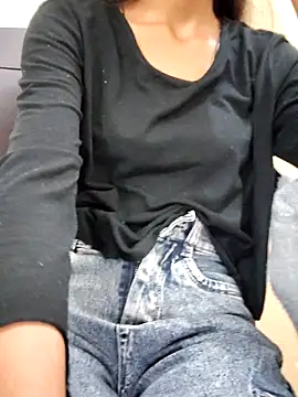 Snapshot of Kumkum_36 chatting on 02.28.25 Kumkum 36 online show from 02.28.25