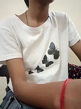 Snapshot of Kumkum_36 chatting on 10.07.25 Kumkum 36 online show from 10.07.25