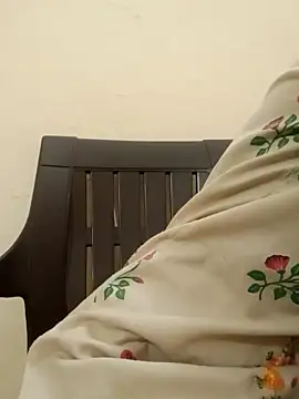 Snapshot of Kumkum_36 chatting on 10.17.25 Kumkum 36 online show from 10.17.25