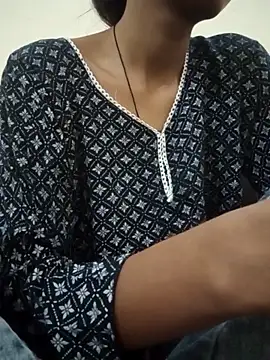 Snapshot of Kumkum_36 chatting on 11.03.25 Kumkum 36 online show from 11.03.25