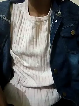 Snapshot of Kumkum_36 chatting on 11.30.25 Kumkum 36 online show from 11.30.25