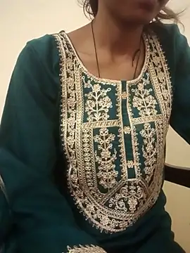 Snapshot of Kumkum_36 chatting on 02.22.26 Kumkum 36 online show from 02.22.26