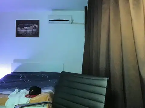 Snapshot of Dreamboy24 chatting on 04.06.26 Dreamboy24 online show from 04.06.26