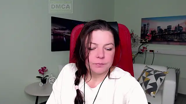 Lily flower7 online show from 12.05.25