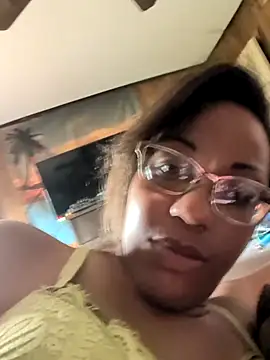 samone9 online show from 04.15.26