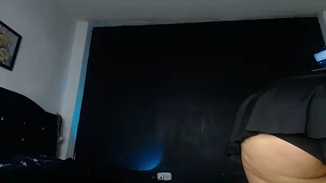 curvy cutie online show from 04.12.26