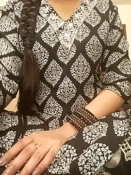 Snapshot of Ruchi-34 chatting on 06.21.26 Ruchi-34 online show from 06.21.26