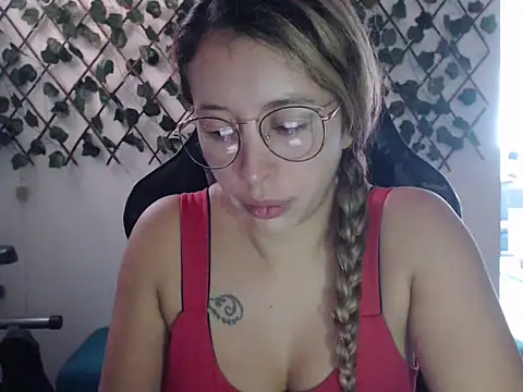 Snapshot of jeiana4u chatting on 04.24.26 jeiana4u online show from 04.24.26