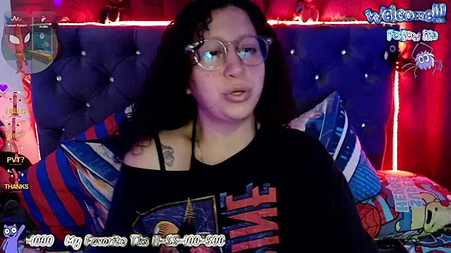 Snapshot of Bigsexycat chatting on 09.19.25 Bigsexycat online show from 09.19.25