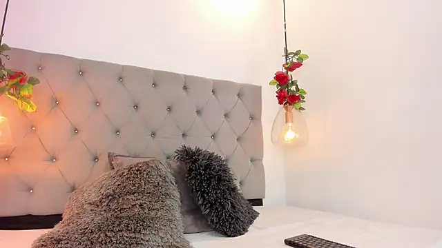 AnnPrices online show from 12.27.24