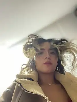 Mila Morgan online show from 02.16.25