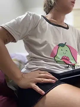 Mila Morgan online show from 03.03.25