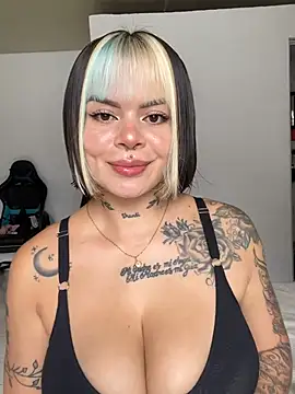 Snapshot of ivanna_rivera chatting on 04.29.26 ivanna rivera online show from 04.29.26
