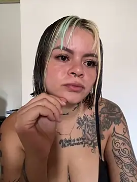 Snapshot of ivanna_rivera chatting on 05.03.26 ivanna rivera online show from 05.03.26