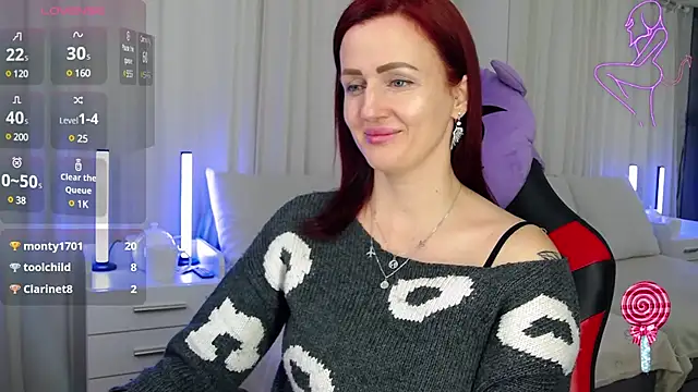 Snapshot of ElisaJane chatting on 01.21.25 ElisaJane online show from 01.21.25