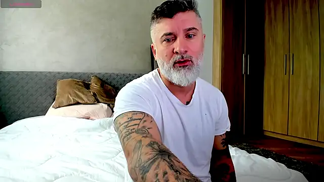 BlowMyXXL online show from 02.18.25