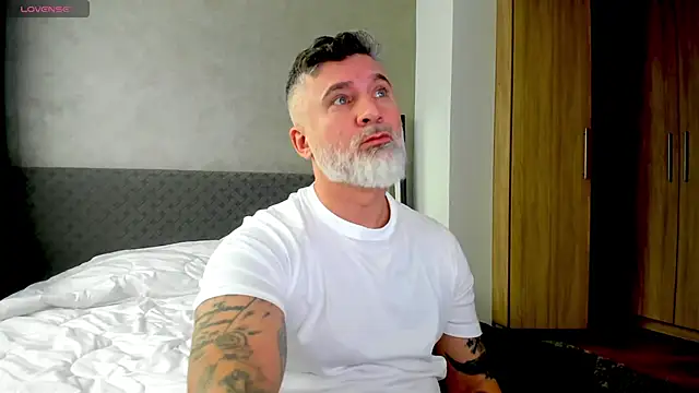 BlowMyXXL online show from 02.27.25