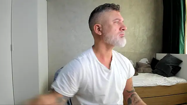 BlowMyXXL online show from 09.09.25