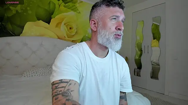 BlowMyXXL online show from 03.22.26