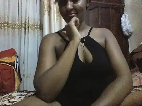 Snapshot of sweety_babra chatting on 02.26.25 sweety babra online show from 02.26.25