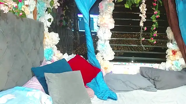 Snapshot of Karly_coffe chatting on 02.12.26 Karly coffe online show from 02.12.26