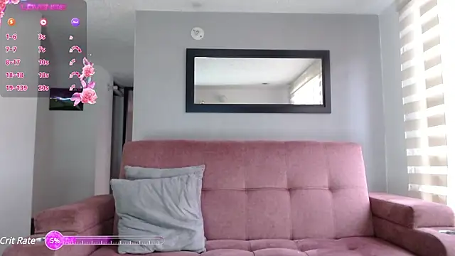 lauramcdowell1 online show from 03.03.25