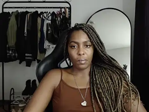 Snapshot of marisilva_br chatting on 01.21.25 marisilva br online show from 01.21.25